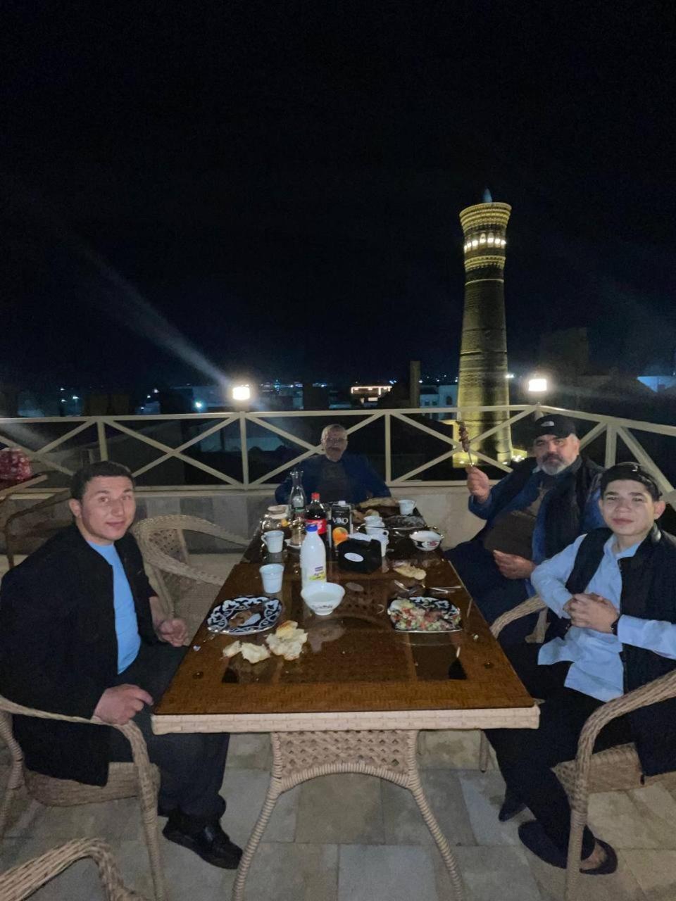 Poyi Kalon Teracce Hotel حلال Bukhara Exterior foto